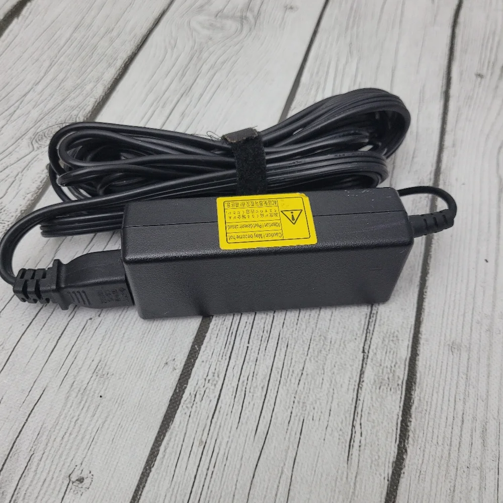 Hipro Black Laptop Charger